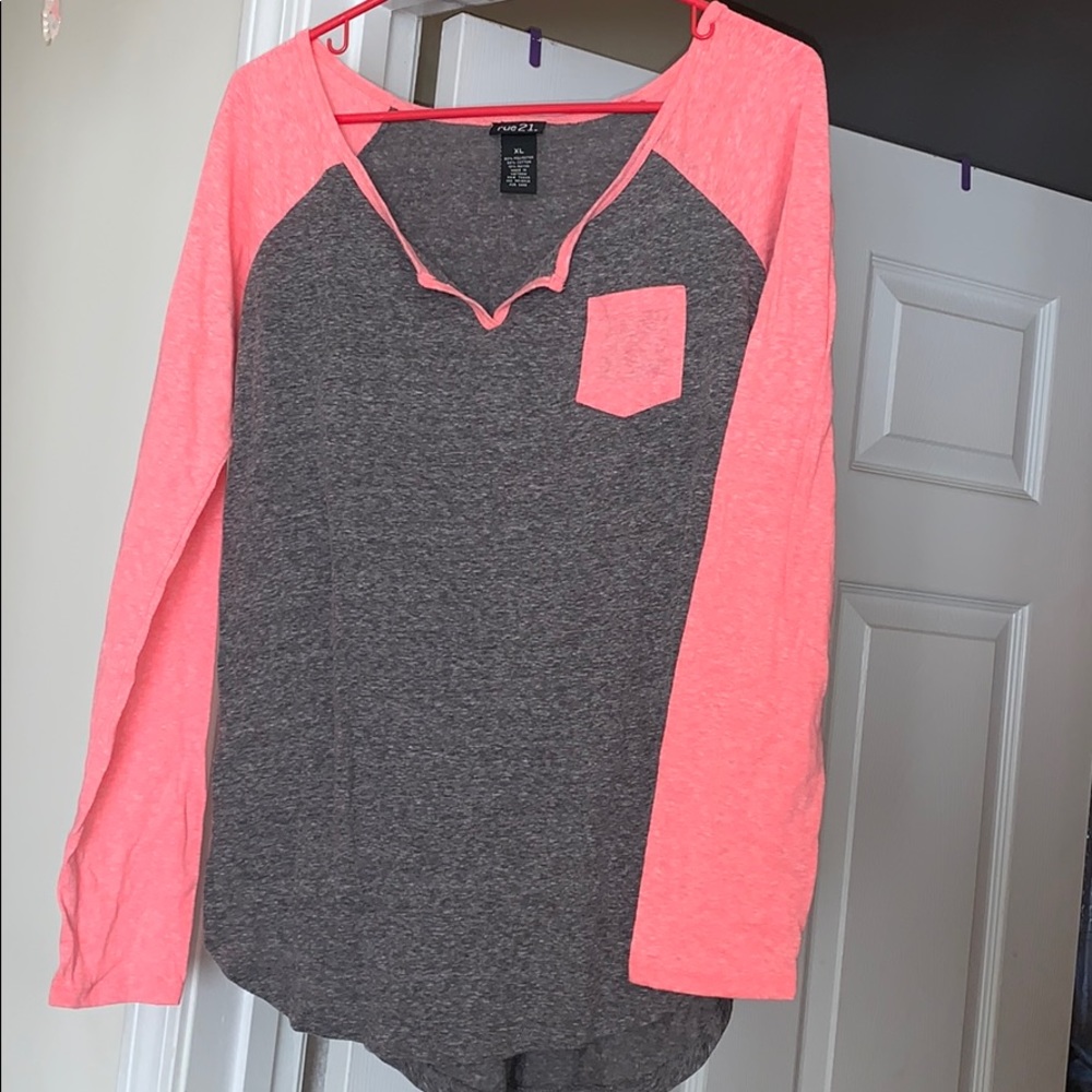 Two color long sleeve T-shirt